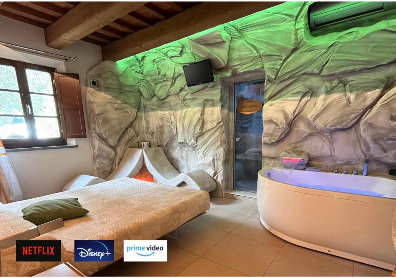 Massa e Cozzile Podere Raffanna Ecologic House מראה חיצוני תמונה